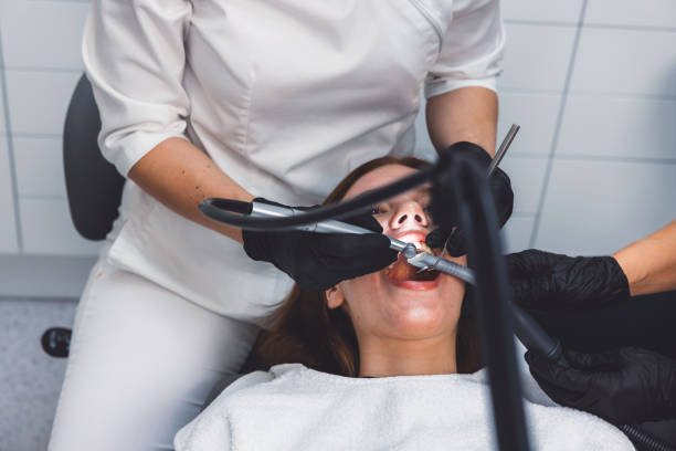 Best Emergency Tooth Extraction in Folsom, PA